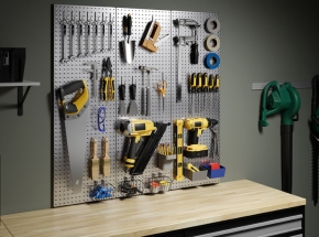 HEAVYWEIGHT™ 0204 16" x 16" Diamond Plate Steel Pegboard
