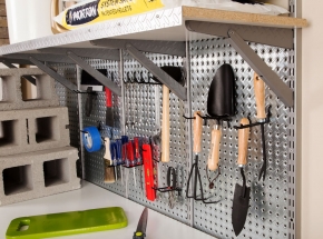 HEAVYWEIGHT Diamond Plate Shelving and Pegboard System